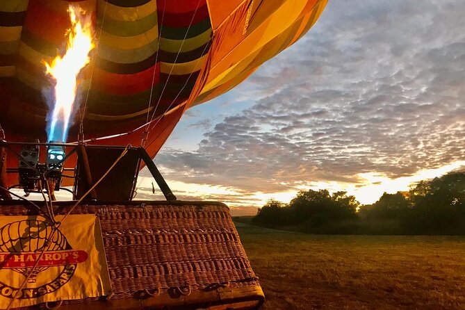 Johannesburg: Hot Air Balloon Flight along Magalies Valley - Sparkling wine breakfast at the Clubhouse Pavilion: the payoff