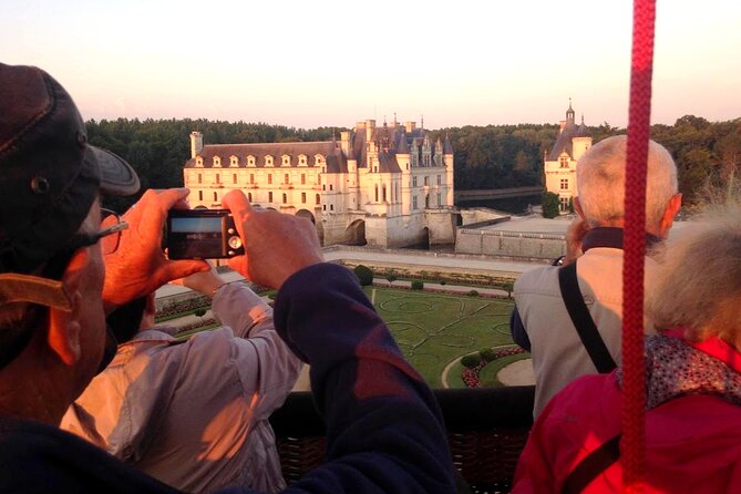 Loire Valley Hot-Air Balloon Ride - Takeoff near Château de Chenonceau: the moment that makes it worth it