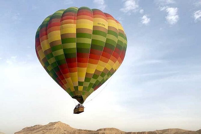 Luxor: Hot air Balloon Ride - Getting to the launch site: pickup, air-conditioned ride, and motorboat