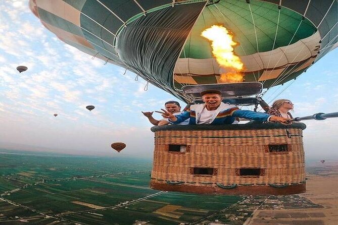 Luxor Sunrise Hot Air Balloon Ride From Hurghada - The balloon ride itself: takeoff, altitude, and what the pilot does