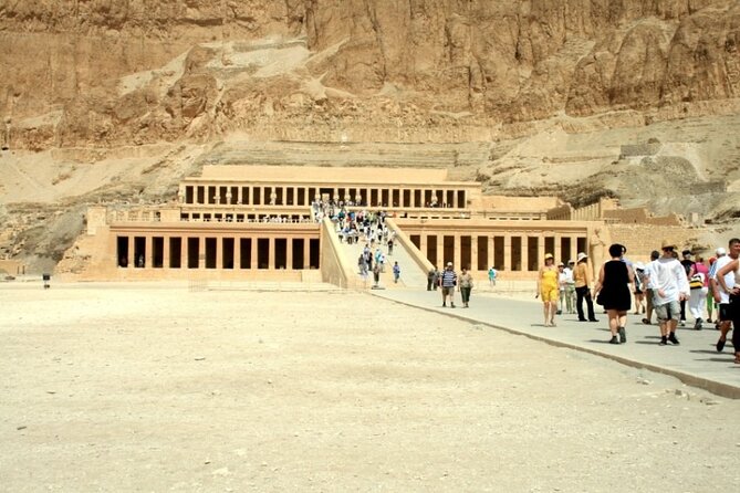 Luxor Tours: City Tour,Hot Air Balloon,Kings Valley,Sailing Felucca,Camel Ride - Picking the best version: getting great guiding from Hatem or Ghada