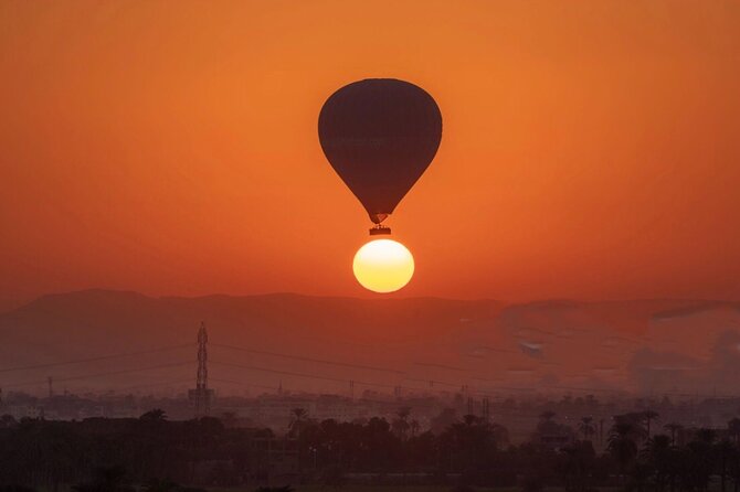 Luxury Sunrise Balloon Ride in Luxor with Hotel Pickup - Coffee, Tea, and the Flight Certificate: The Small Stuff That Adds Up