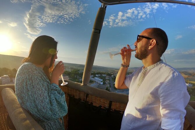 Matera balloon flight for small groups - The Included Breakfast: Useful Fuel for a Cold Early Start
