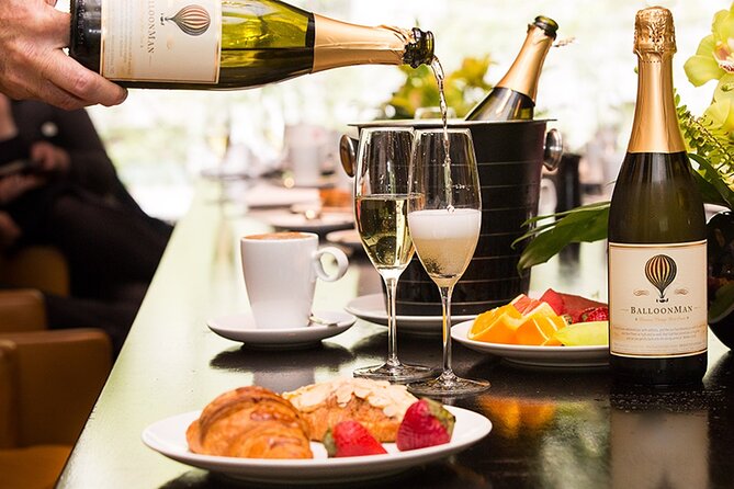 Melbourne Premium Balloon Flight plus 5-Star champagne breakfast - The champagne breakfast: where the value really shows up