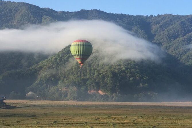Pokhara: Hot Air Ballooning Tour in Pokhara - Smooth operations: what a competent flight usually feels like