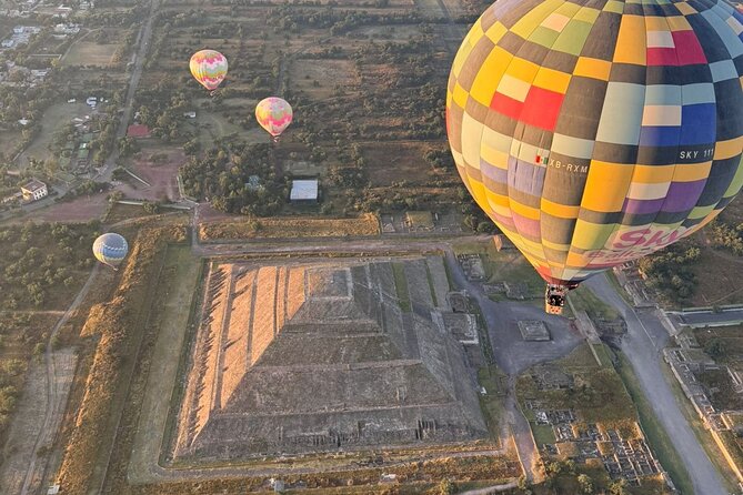 Private Balloon Flight in Teotihuacan with Breakfast in Cavern - Who should book this sunrise balloon and cavern breakfast?