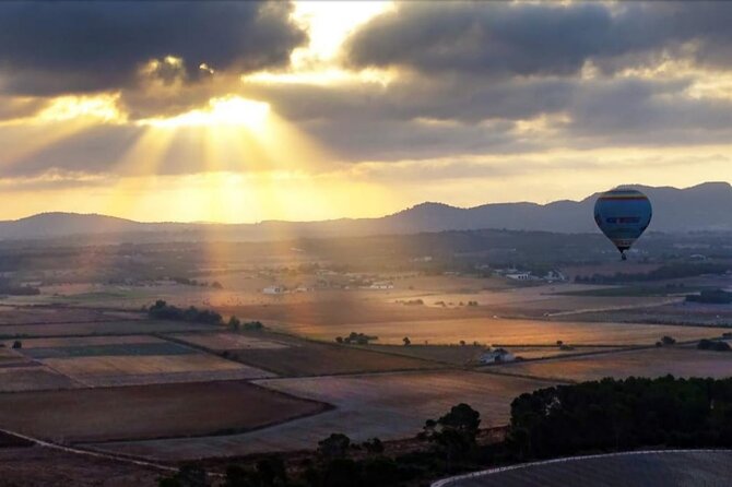 Private Balloon Flight Over Mallorca for Two People - Why a private balloon flight over Mallorca feels special