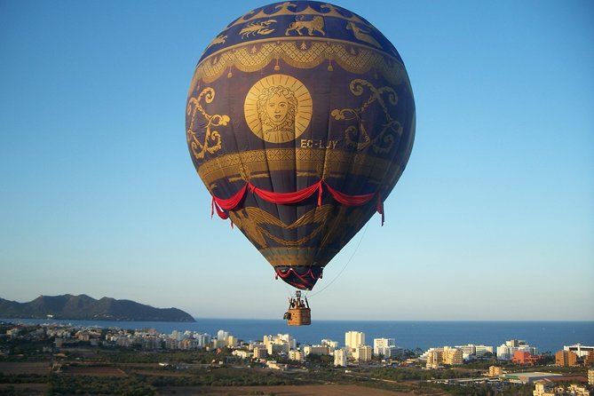 Private Hot Air Balloon Ride in Mallorca with Champagne and Snacks - Landing, Then the Photo Keepsakes