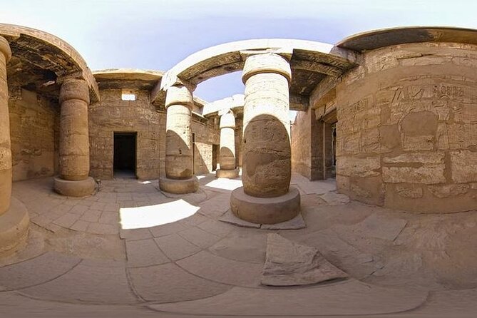 Private Luxor OverNight With Hot Air Balloon Ride From Marsa Alam - Day 1: Karnak Temple and Hatshepsut terraces at a smart pace