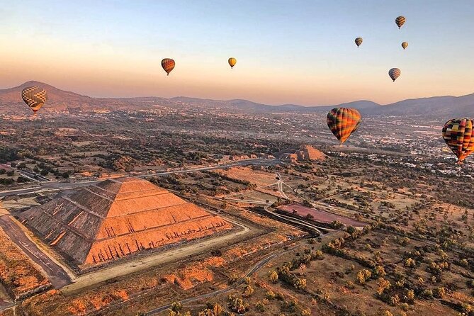 Private Tour: Teotihuacan Pyramids Hot Air Balloon Ride - 5:00 am pickup and the drive that starts your day