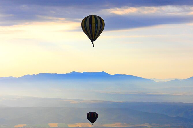 Provence Hot-Air Balloon Ride from Forcalquier - Route de Niozelles logistics: no pickup, early dark, real standing
