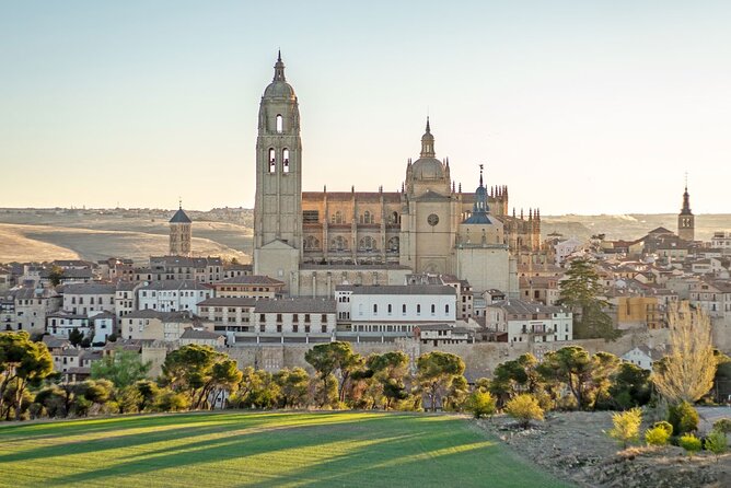 Segovia Hot Air Balloon from Madrid - After Landing: Breakfast, Cava, and the Fly Camp Rhythm