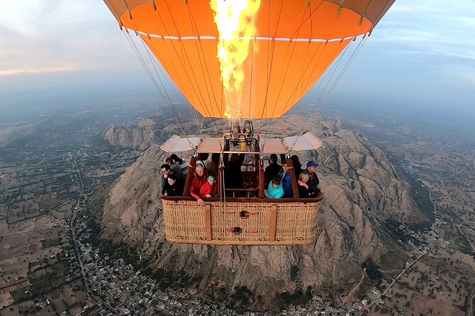 SkyWaltz Hot Air Balloon Safari - SkyWaltz Hot Air Balloon Safari at a Glance: what you’re really buying