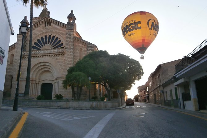 Sunrise and Sunset Experience Hot Air Balloon Ride Mallorca - Getting to the meeting point in Sant Llorenç des Cardassar (no hotel pickup)