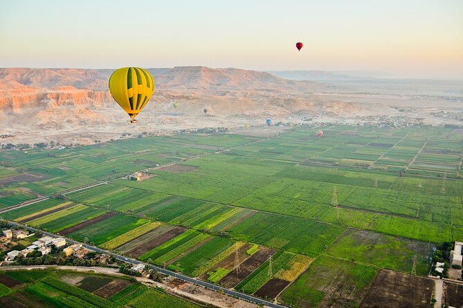Sunrise Hot Air Balloon - Transfer Included: The Real Value in a 2.5-Hour Day