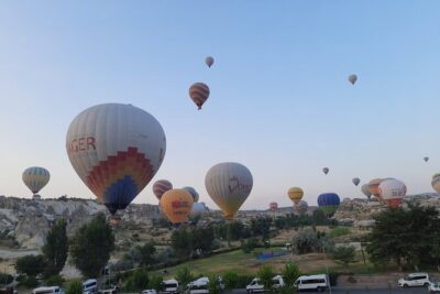 Sunrise Hot Air Balloon Flights in Goreme Valleys - Love Valley: 4,900 meters of fairy chimneys, plus the “vehicles can’t go everywhere” reality