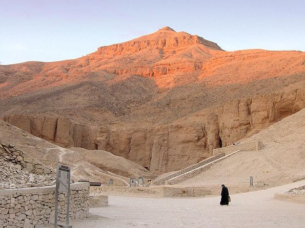 Sunrise Hot Air Balloon Over the Historical sites in Luxor - Key Highlights Worth Your Early Alarm