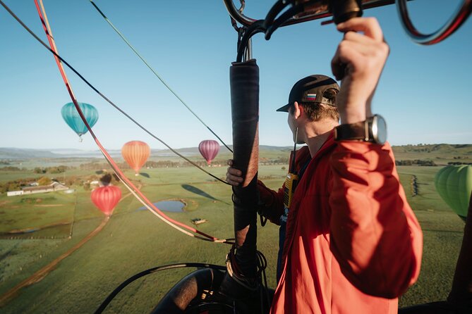 Sunrise Mansfield Hot Air Balloon Flight with GoPro Photo - Up in the sky: how to get the best views