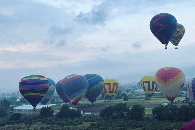 Teotihuacan balloon flight with cave breakfast and CDMX pickup - How the 4:30am CDMX pickup sets the tone for Teotihuacan