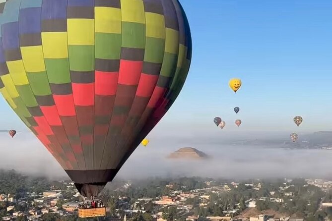 Teotihuacan balloon flight with cave breakfast and CDMX pickup - Cave breakfast versus Pyramid-of-the-Sun view: choose your vibe
