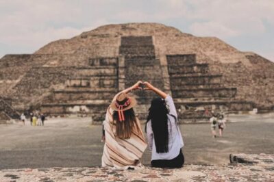 Teotihuacan balloon flight with cave breakfast + pyramids - Getting there: Mexico City pickup and the road time