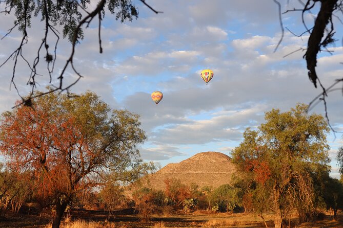 Teotihuacan Hot Air Balloon private or group tour - Teotihuacan Archaeological Site: Seeing the Engineering Up Close