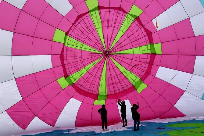 Teotihuacan Hot Air Balloon Tour - Small group energy: coffee, staff warmth, and the human side