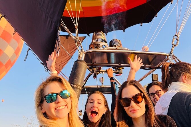 Teotihuacán in a hot air balloon with Transportation from CDMX - The Group Size Limit: Max 40 Travelers, Shared Basket Energy