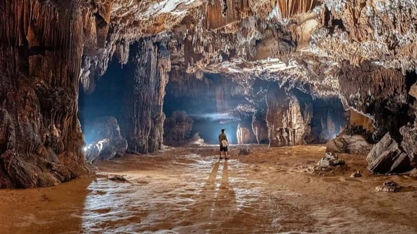 Vang Vieng: Hot Air Balloon,Kayak,Zipline,Blue lagoon1 Tour - Why this Vang Vieng adventure works in one day