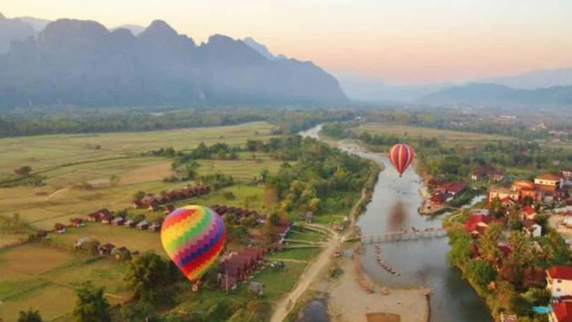Vang Vieng: Hot Air Balloon Ride with City Hotel Pickup - Hotel Pickup and Tuk Tuk Transfer: Keeping the Day Smooth