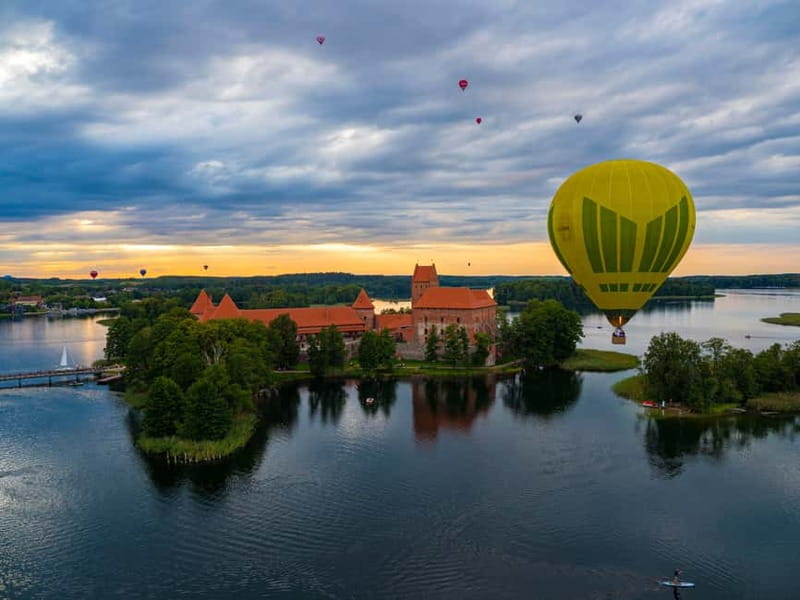 Vilnius: Hot Air Balloon Flight over Vilnius or Trakai - Sky-High Views Over Vilnius Or Trakai Castle