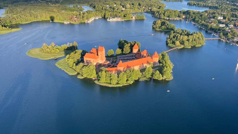 Vilnius or Trakai: Hot Air Balloon Flight - Your 3–4 hour day: what happens before and after you fly