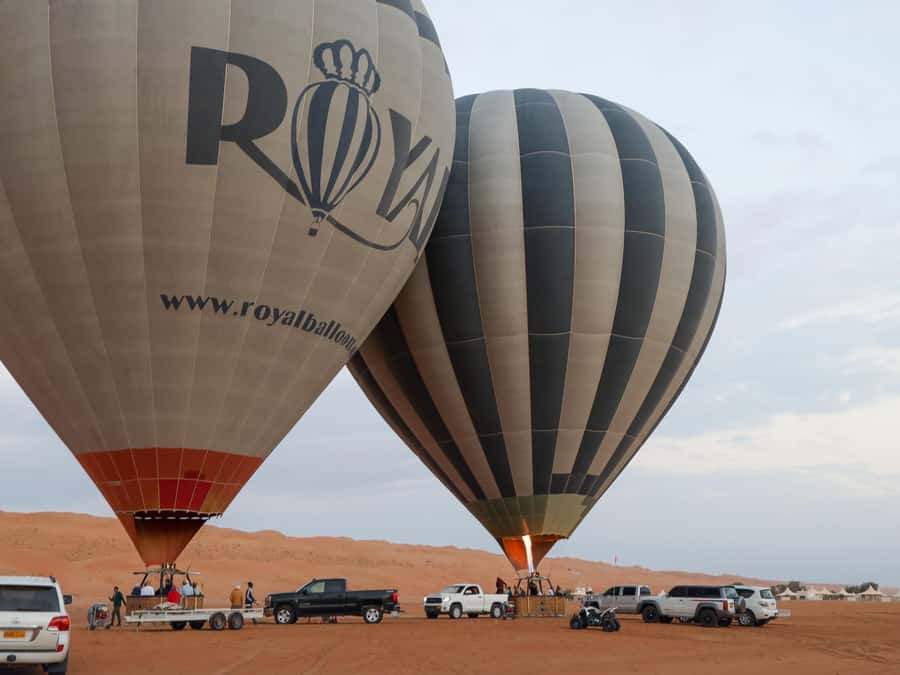 Wahiba Sands: Hot Air Balloon Experience - Crew, safety briefing, and the calm confidence factor