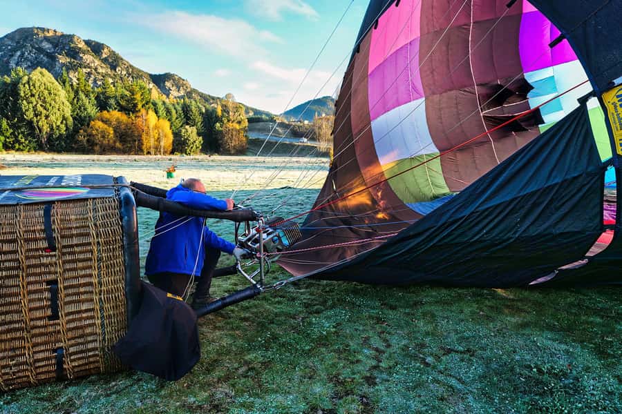 Wanaka: Scenic Hot Air Balloon Flight - Unlimited Air Space to 9,500 ft: What That Could Mean for Your Photos
