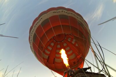 Yarra Valley sunrise balloon flight only - Meeting at 47 Bell St in Yarra Glen: keeping logistics painless